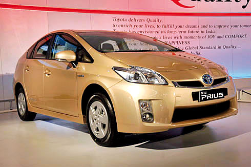 Prius Electrifies the 2010 Expo